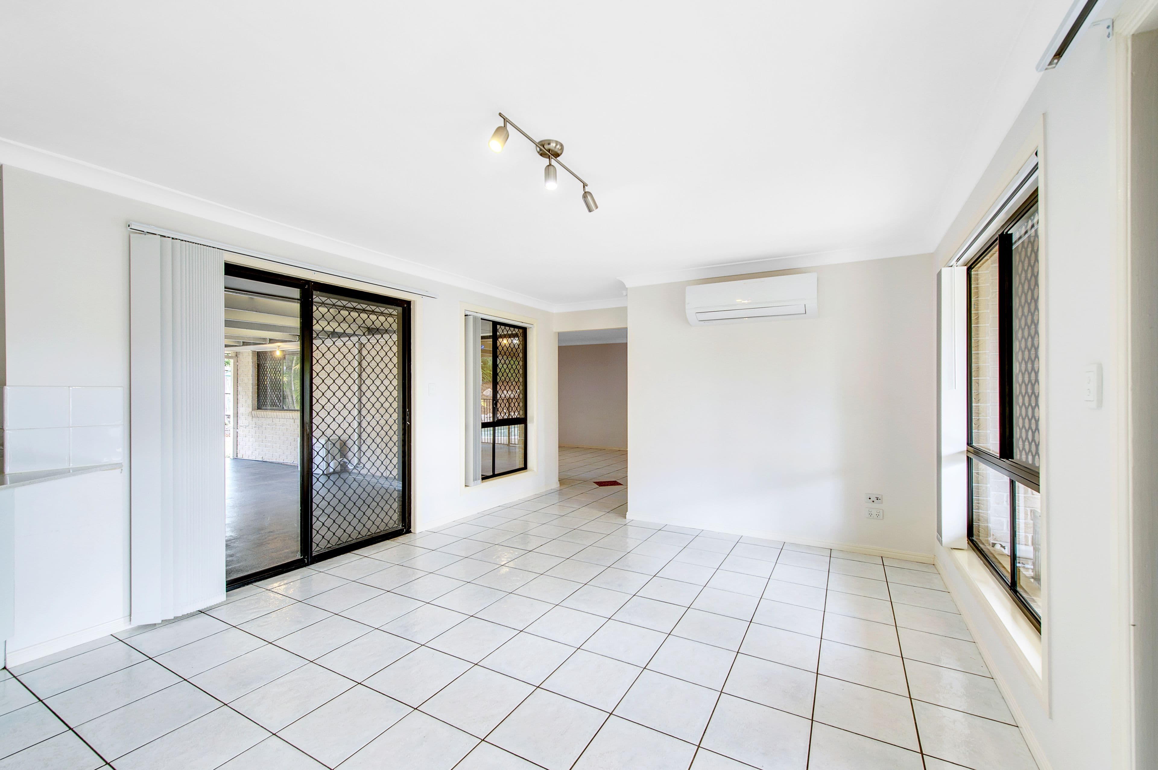 97 Halleys Crescent, Bridgeman Downs QLD 4035, Bridgeman Downs - Thumbnail 5