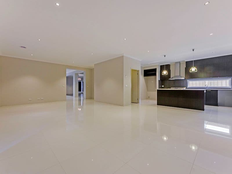 8 Kingsbridge Boulevard, Williams Landing VIC 3027, Williams Landing - Thumbnail 6