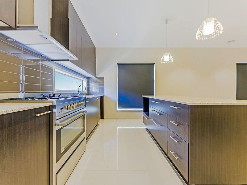 8 Kingsbridge Boulevard, Williams Landing VIC 3027, Williams Landing - Thumbnail 8