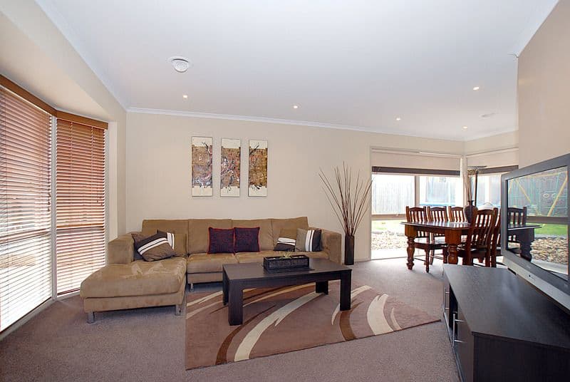 4 Alida Court, FERNTREE GULLY VIC 3156, Ferntree Gully - Thumbnail 2