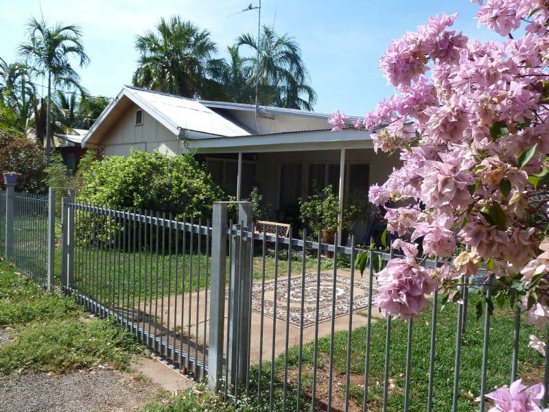 16-18 Mott Crescent, KATHERINE NT 0850, Katherine South - Image 1