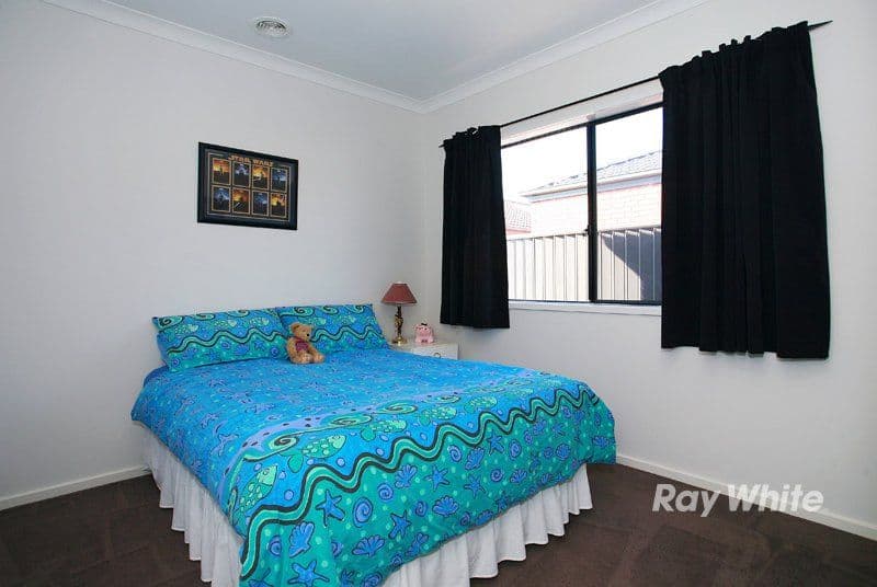 37 Perry Circuit, CRANBOURNE VIC 3977, Cranbourne North - Thumbnail 5