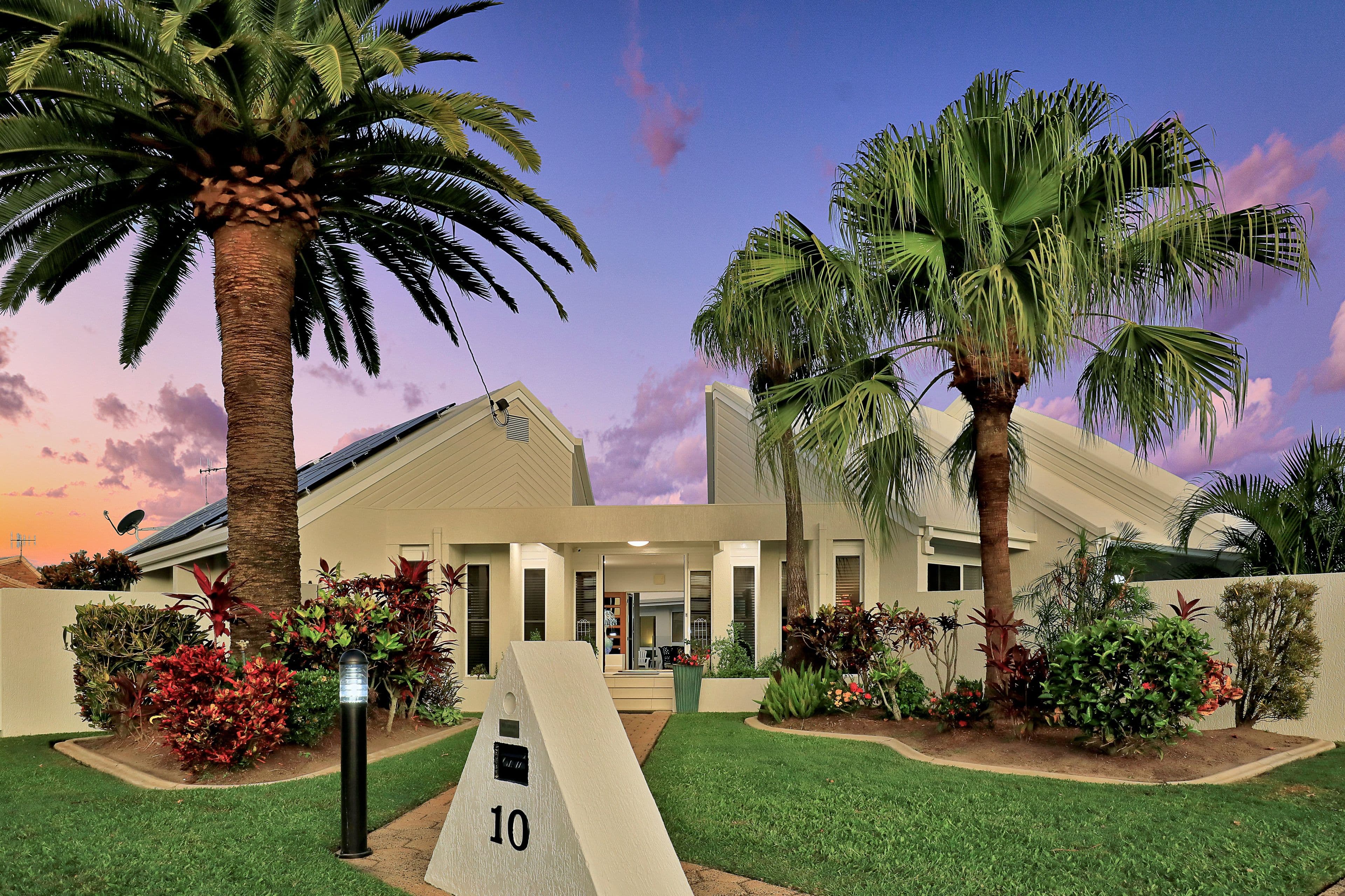10 Murphy Court, Avenell Heights QLD 4670, Avenell Heights - Image 1