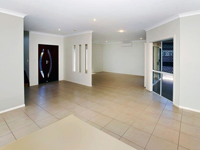 7 Bradley Road, CLONTARF QLD 4019, Clontarf - Thumbnail 6