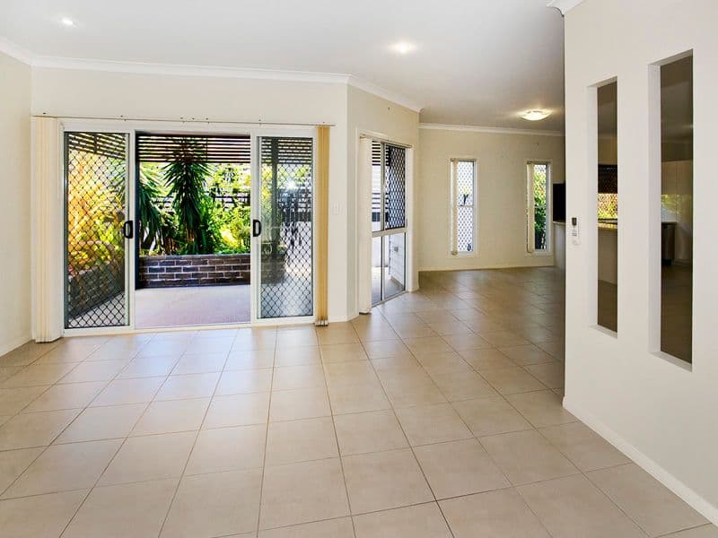7 Bradley Road, CLONTARF QLD 4019, Clontarf - Thumbnail 7