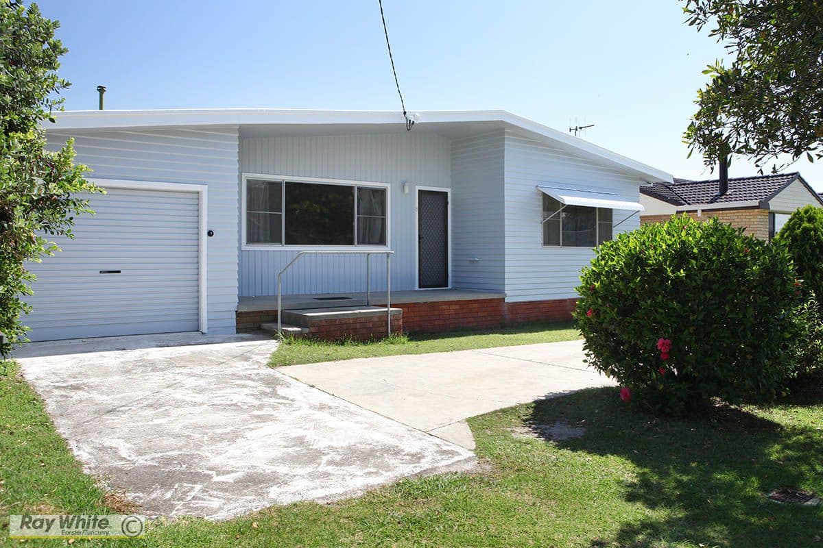 8 Palmer Street, Forster - Image 1