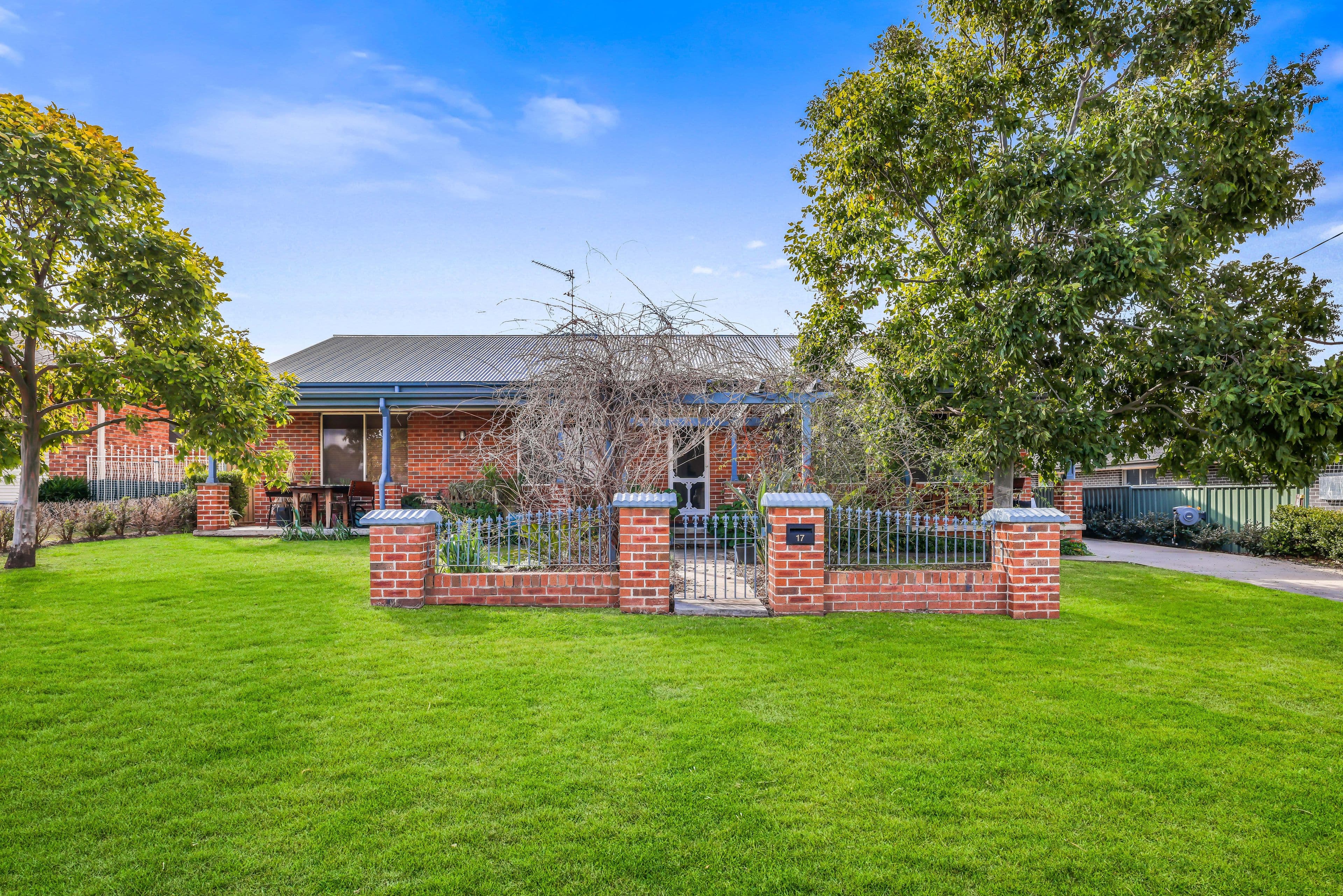17 Leonora Crescent, Kootingal NSW 2352, Kootingal - Thumbnail 2