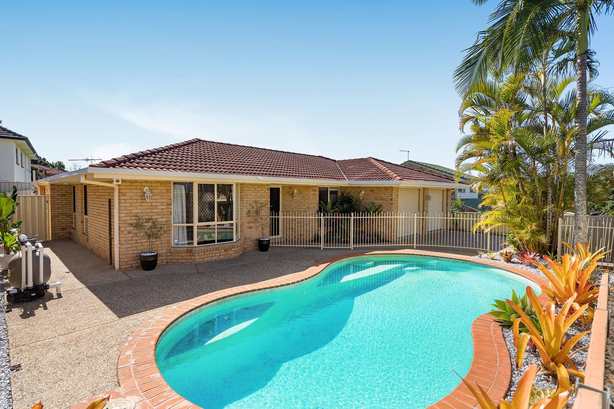 32 Glen Nevis Street, Mansfield QLD 4122, Mansfield - Thumbnail 2