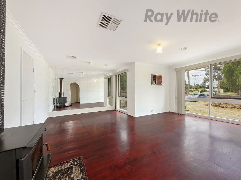 1 Sherwood Close, Albanvale VIC 3021, Albanvale - Thumbnail 2