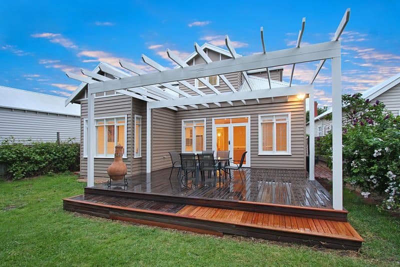 39 Carlisle Crescent, Hughesdale VIC 3166, Hughesdale - Thumbnail 2