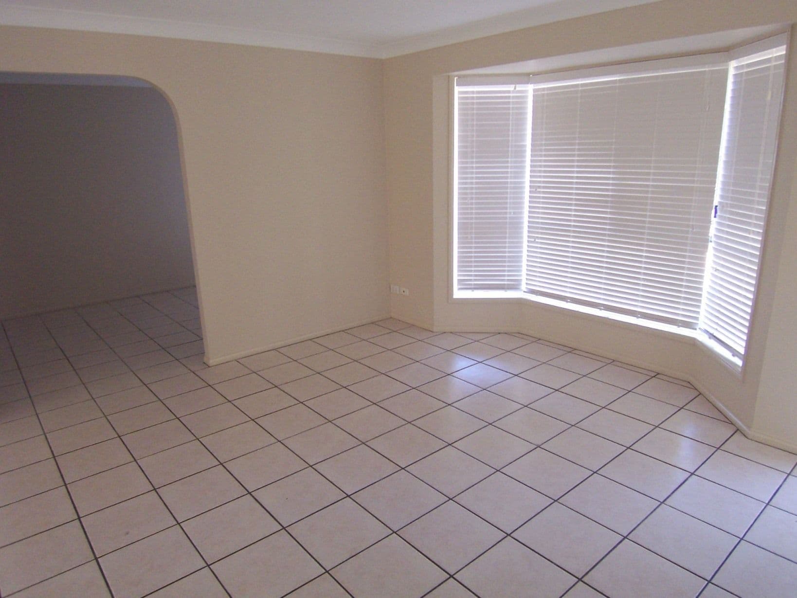 4 Maple Street, Wavell Heights QLD 4012, Wavell Heights - Thumbnail 5