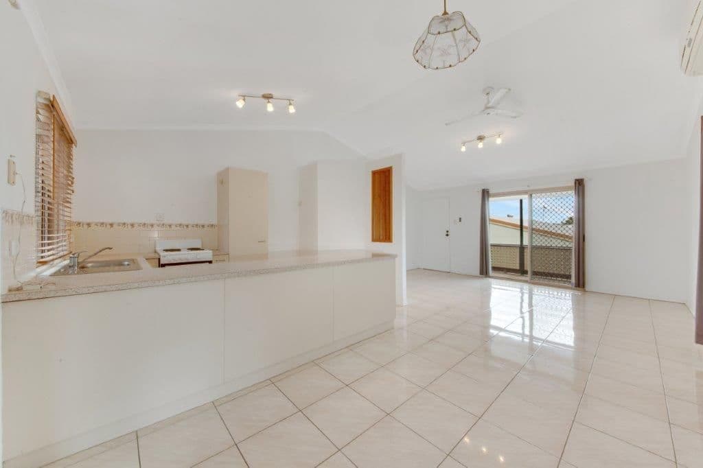17 Erin Close, New Auckland QLD 4680, New Auckland - Thumbnail 7
