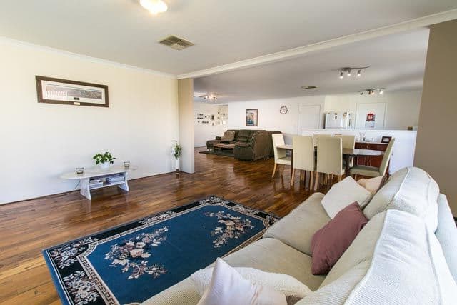 21 Cleland Crescent, Baldivis WA 6171, Baldivis - Thumbnail 7