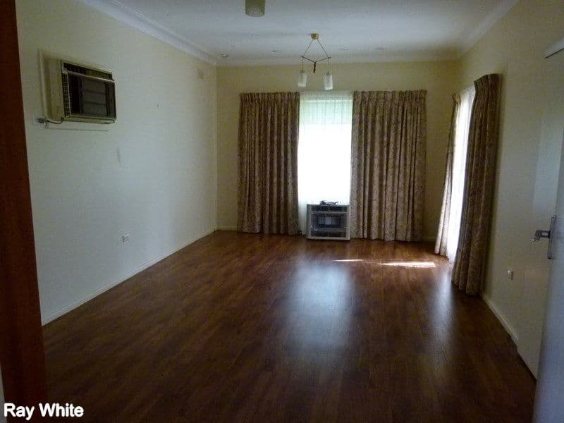 11 Elliot Street, Forbes NSW 2871, Forbes - Thumbnail 8