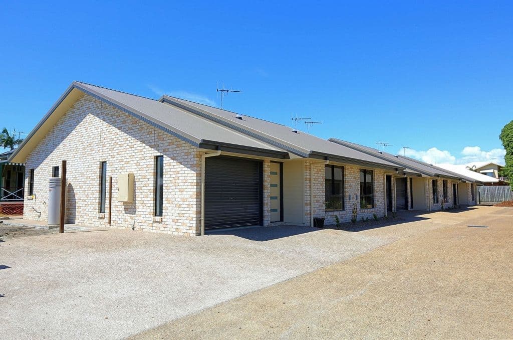 64-66 Burnett Street, BUNDABERG SOUTH QLD 4670, Bundaberg South - Thumbnail 8
