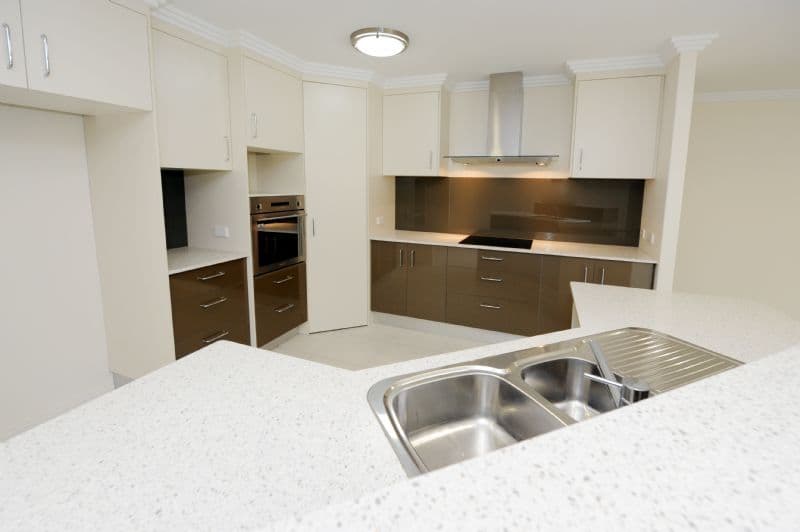 13 Johnson Street, GLADSTONE QLD 4680, Gladstone - Thumbnail 2