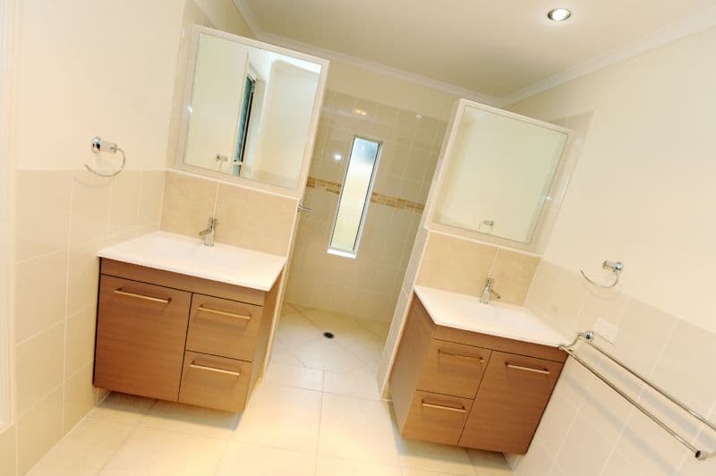13 Johnson Street, GLADSTONE QLD 4680, Gladstone - Thumbnail 4