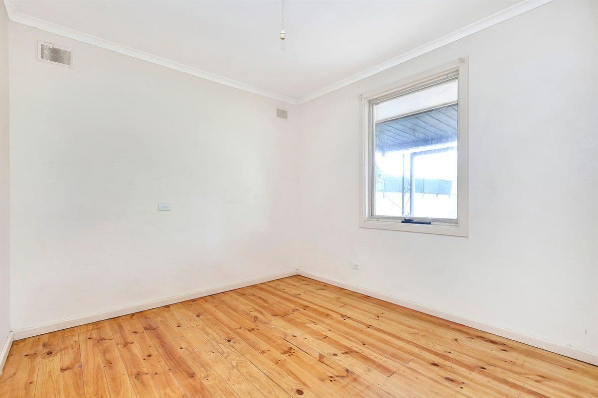 12 Whiteparish Road, Elizabeth North SA 5113, Elizabeth North - Thumbnail 6