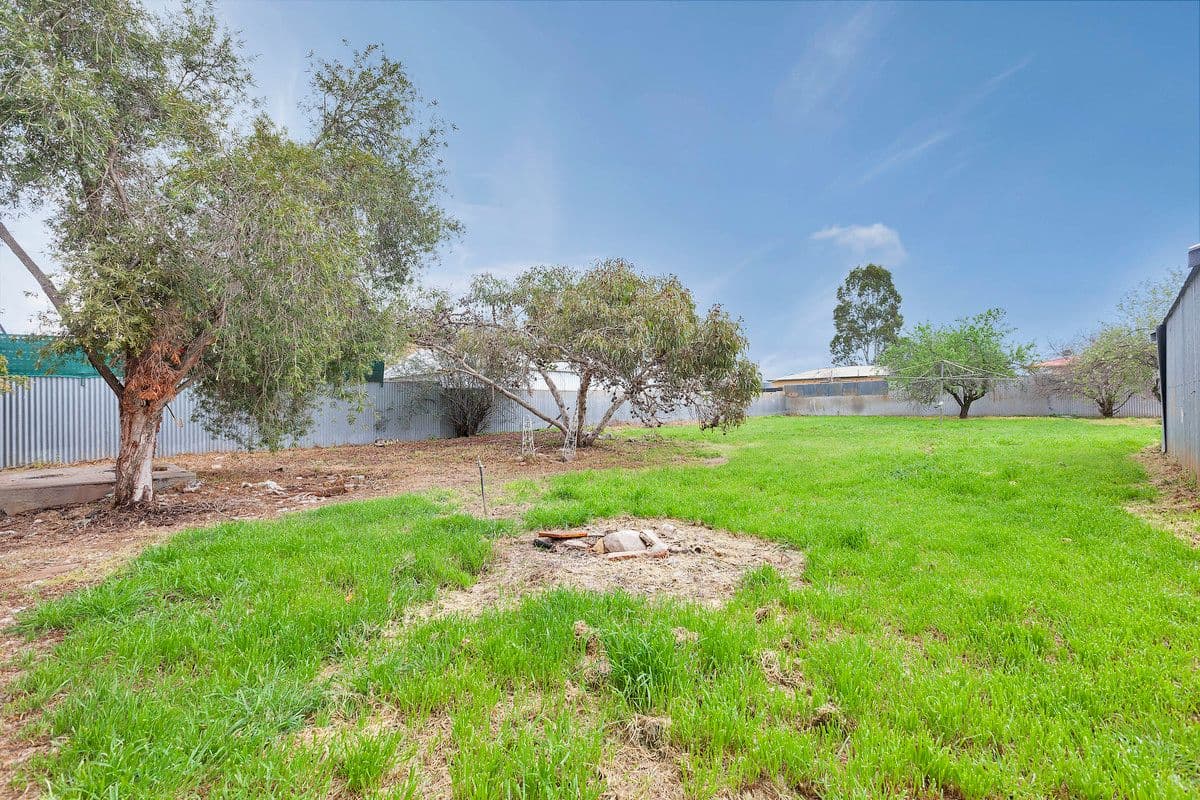 12 Whiteparish Road, Elizabeth North SA 5113, Elizabeth North - Thumbnail 8
