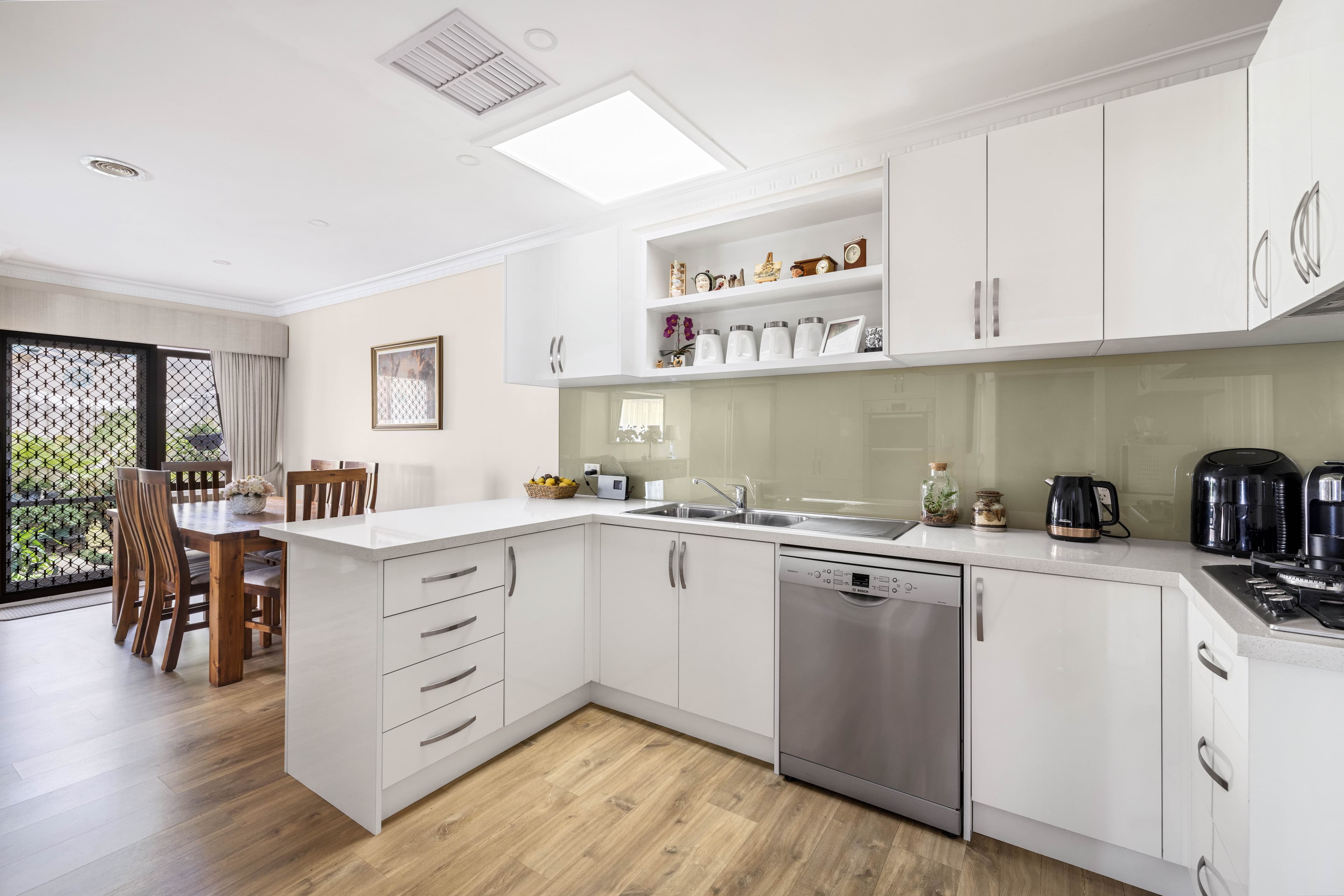 9 Hazel Grove, Pascoe Vale VIC 3044, Pascoe Vale - Thumbnail 4