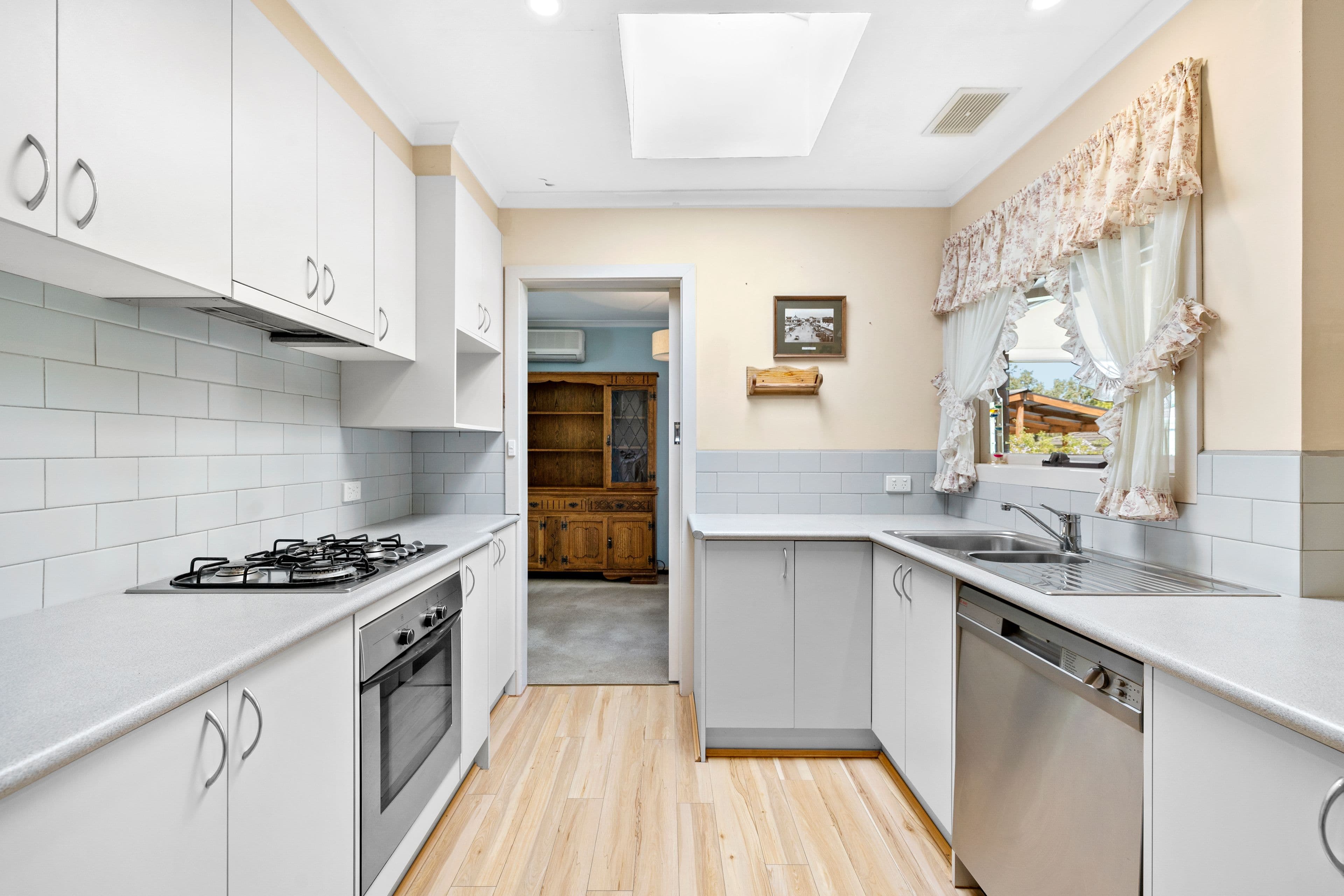 13 Royston Court, Boronia VIC 3155, Boronia - Thumbnail 2