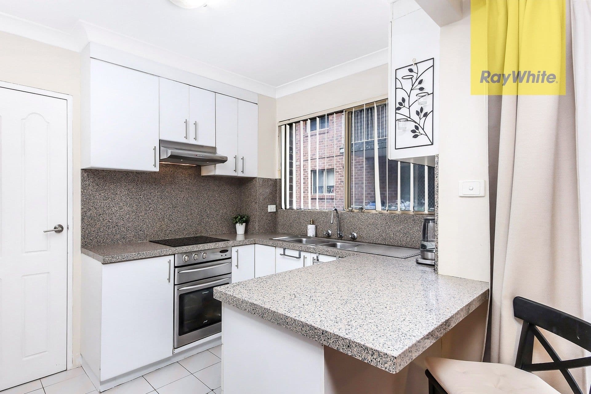 23 Pembroke Crescent, Derrimut - Thumbnail 4