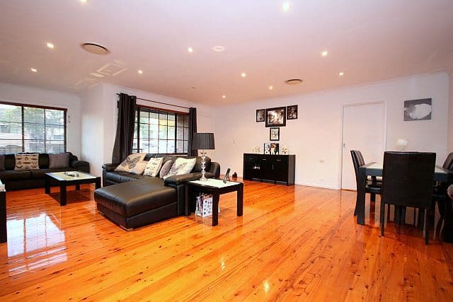 15 Manuka Crescent, BASS HILL NSW 2197, Bass Hill - Thumbnail 2
