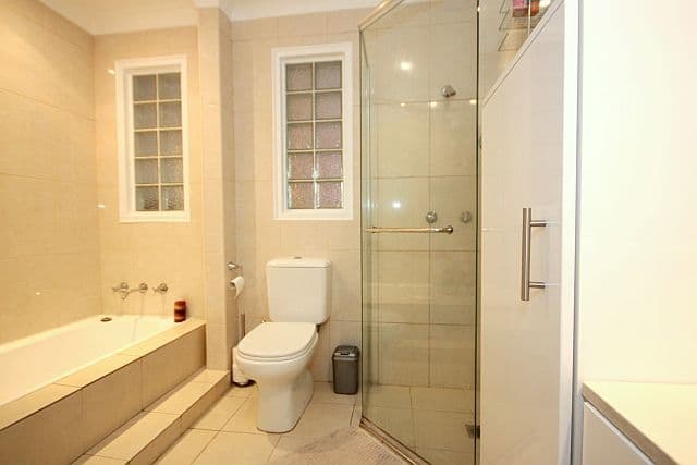 15 Manuka Crescent, BASS HILL NSW 2197, Bass Hill - Thumbnail 7