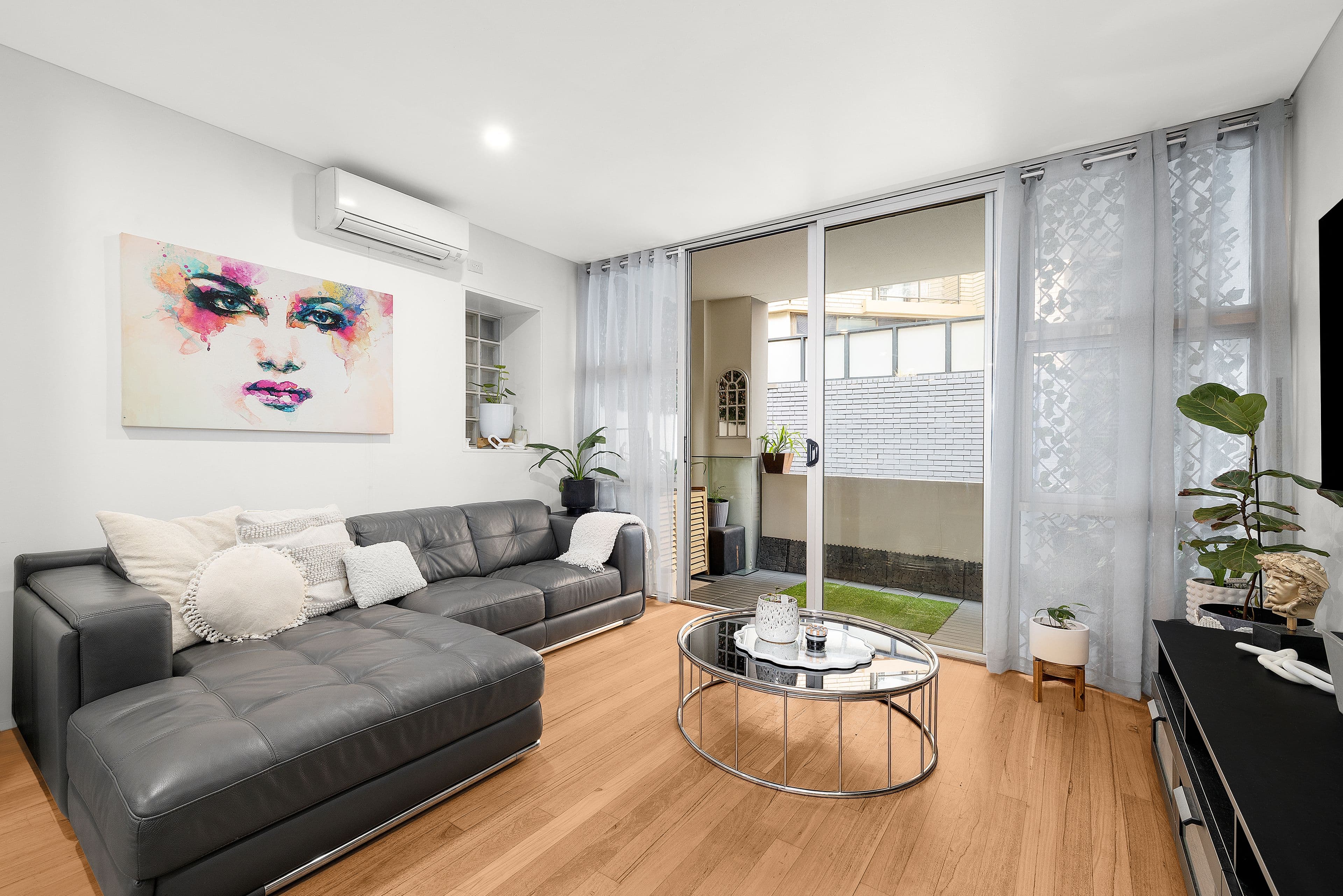 241-247 Crown Street, Darlinghurst NSW 2010, Darlinghurst - Thumbnail 2