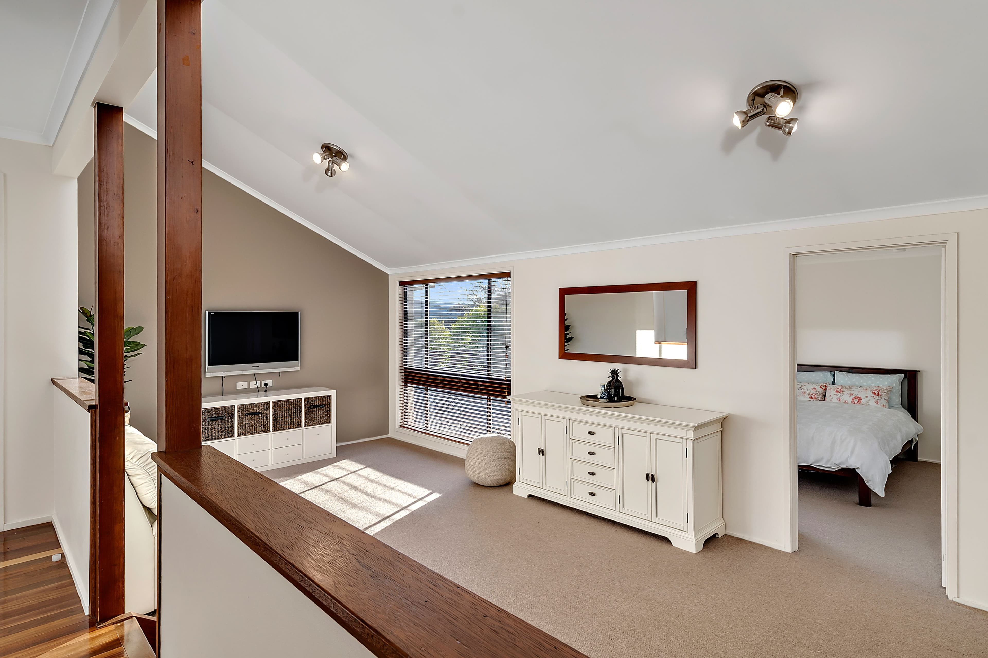 7 Shirra Close, Monash ACT 2904, Monash - Thumbnail 4