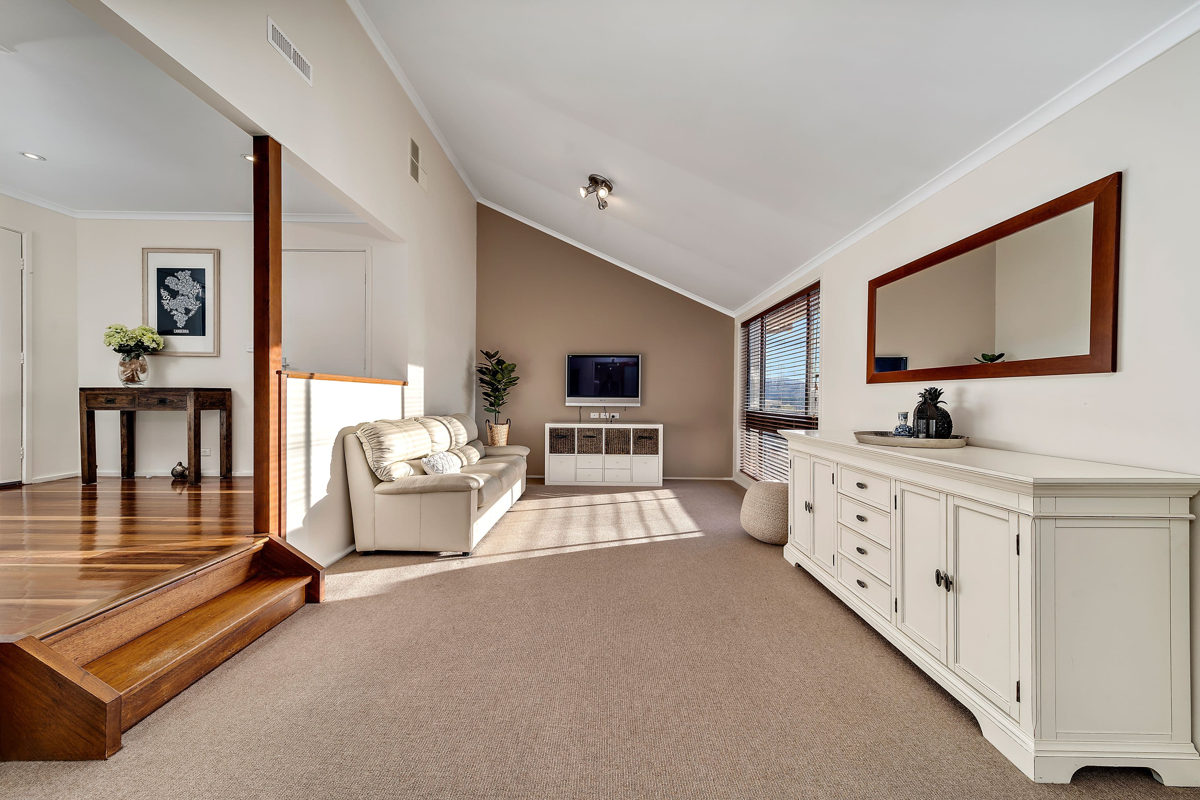 7 Shirra Close, Monash ACT 2904, Monash - Thumbnail 5