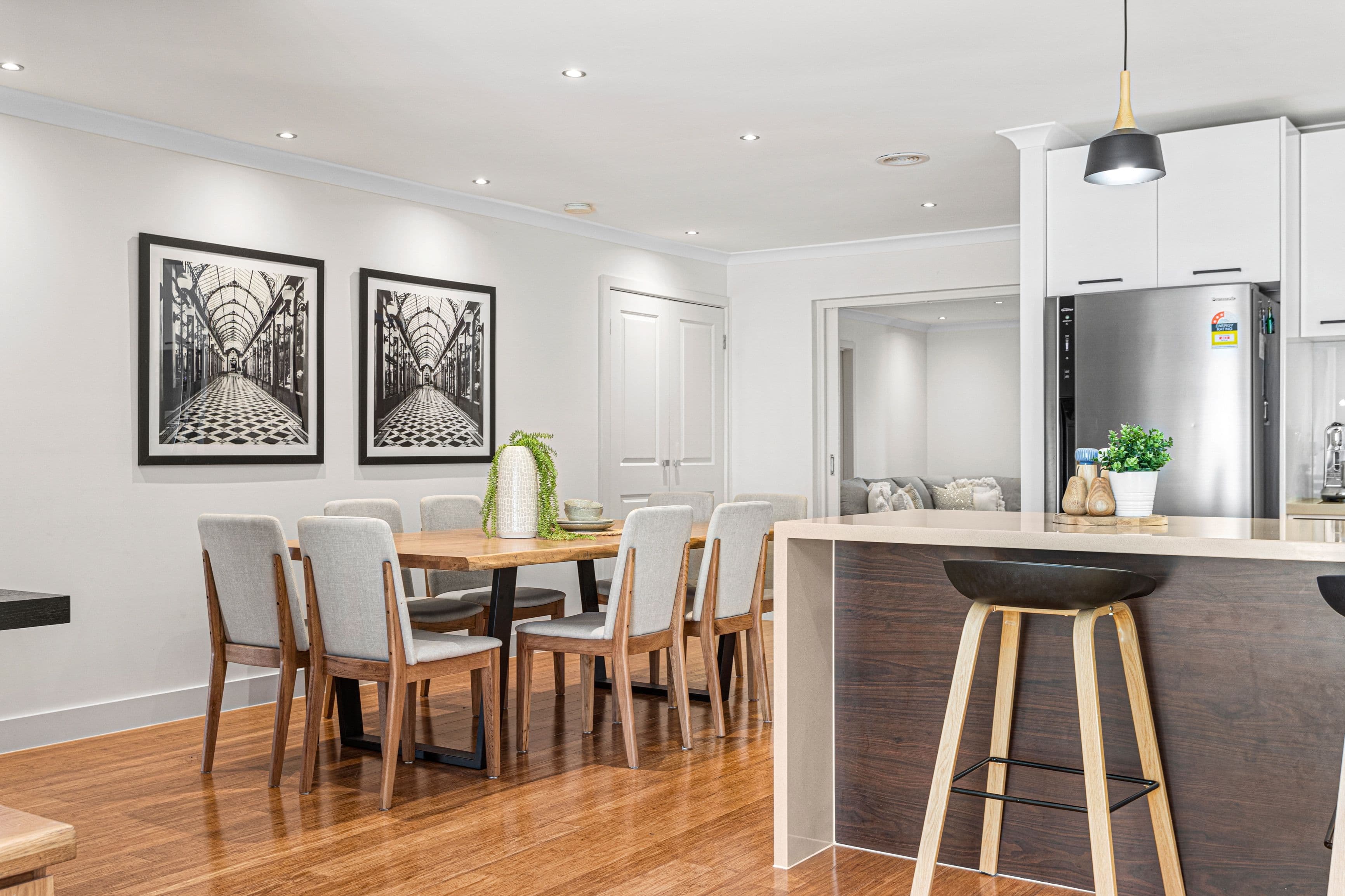 20 Stockdale Way, Mill Park VIC 3082, Mill Park - Thumbnail 3