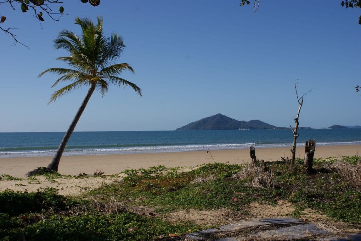 7 Conch Street, Mission Beach QLD 4852, Mission Beach - Thumbnail 4