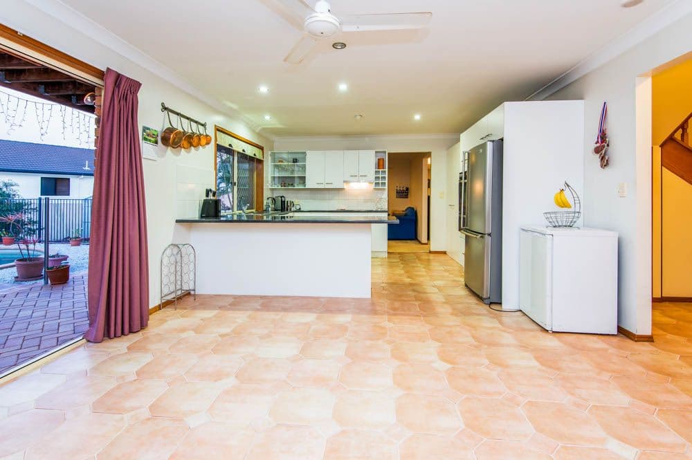 22 Lindeman Place, EIGHT MILE PLAINS QLD 4113, Eight Mile Plains - Thumbnail 6