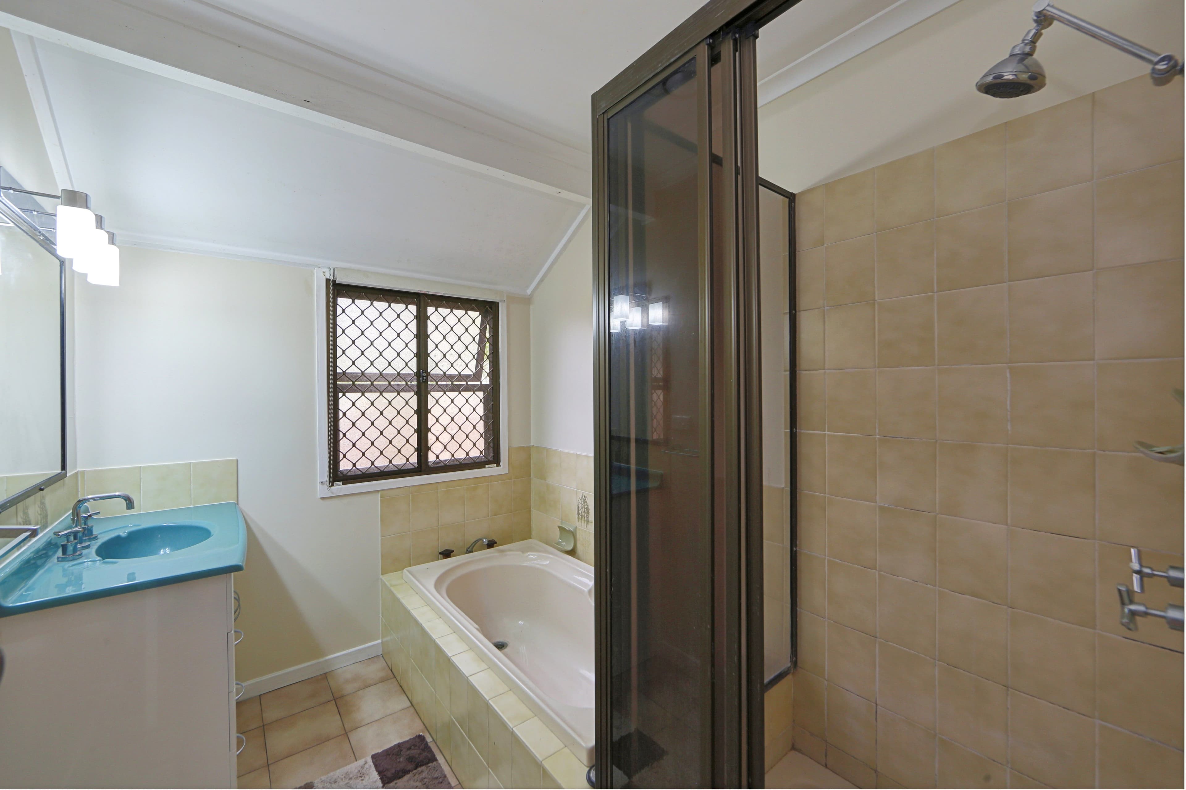20 Burnett Street, Bundaberg South QLD 4670, Bundaberg South - Thumbnail 4