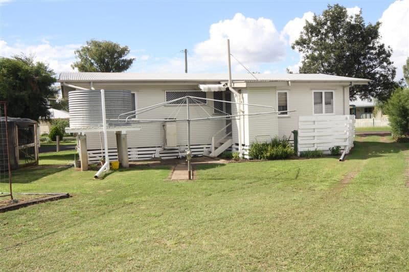 52 Drury Street, DALBY QLD 4405, Dalby - Thumbnail 3