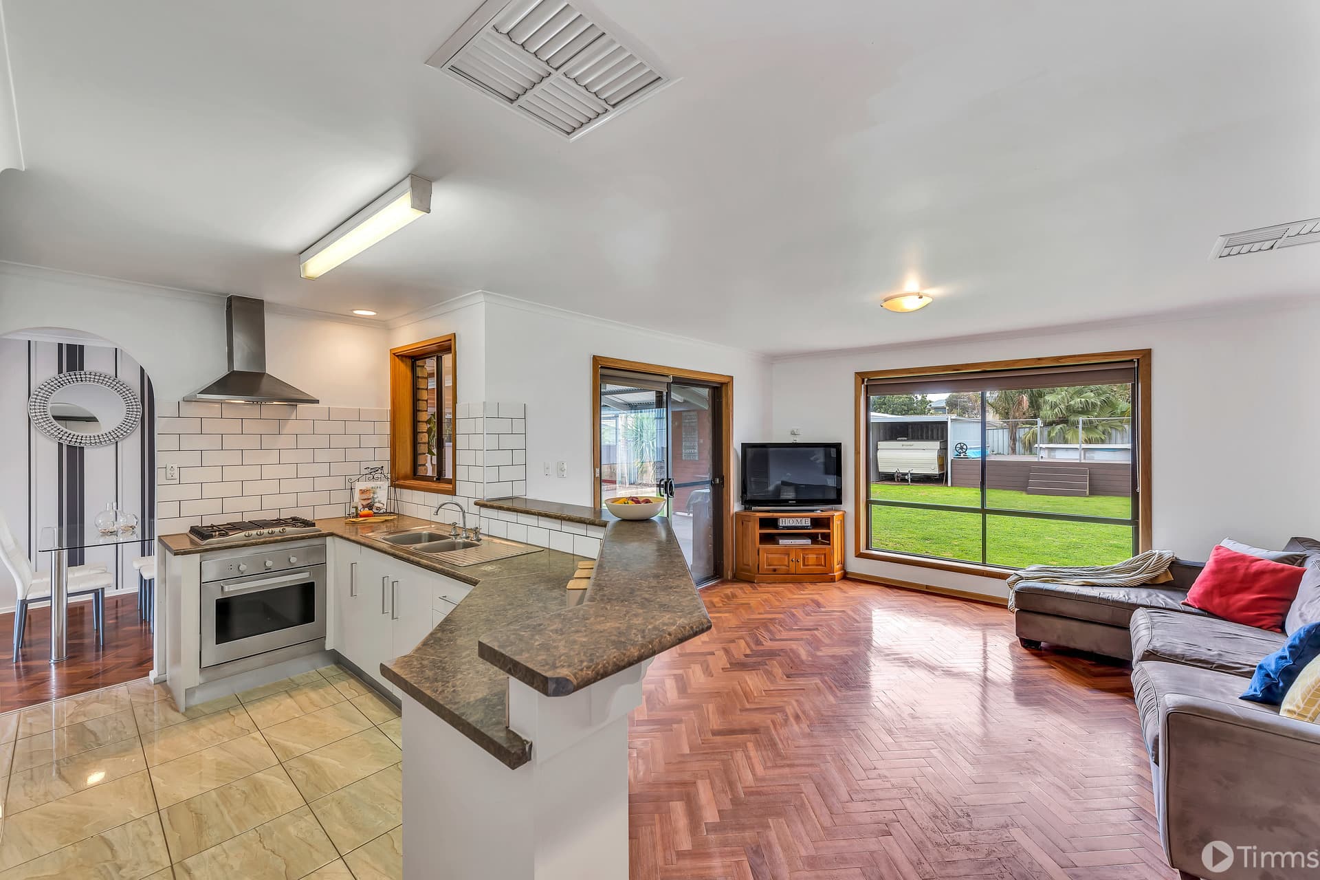 4 Felicity Court, Huntfield Heights - Image 1