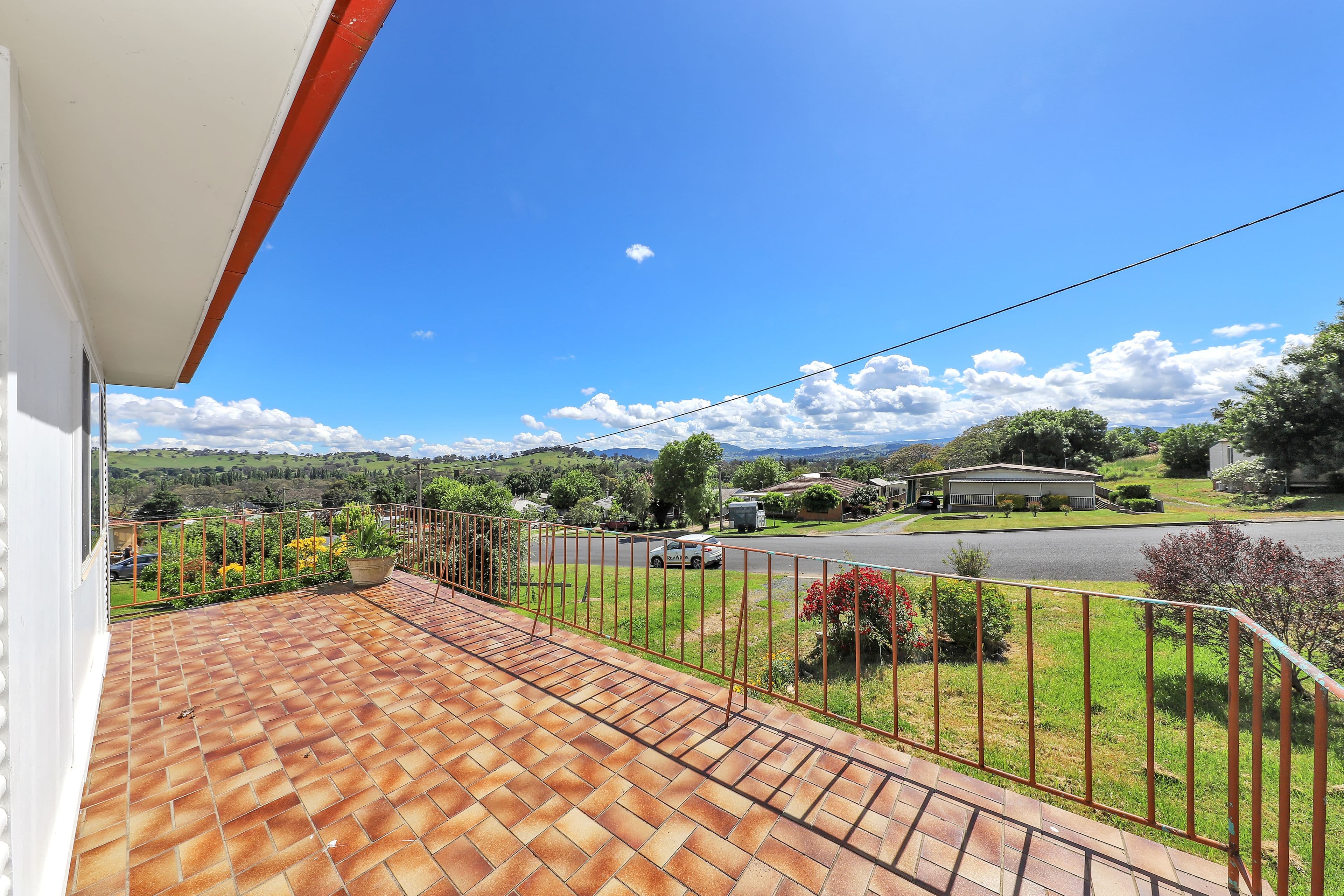 11 Lambie Street, Tumut NSW 2720, Tumut - Thumbnail 2