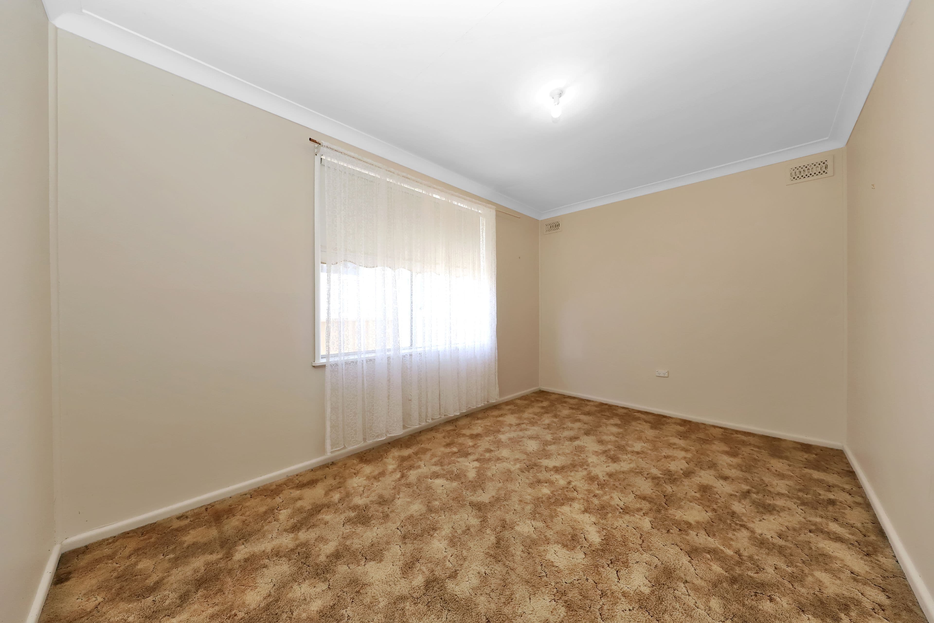 11 Lambie Street, Tumut NSW 2720, Tumut - Thumbnail 8