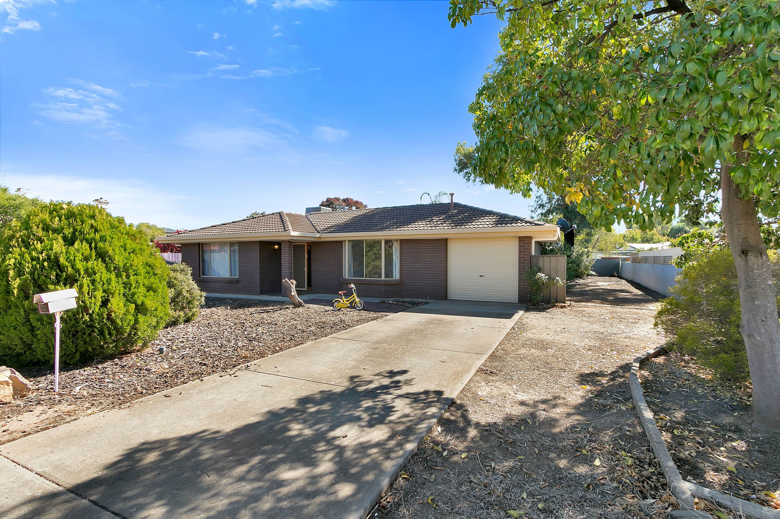 7 Ayling Street, Willaston SA 5118, Willaston - Image 1