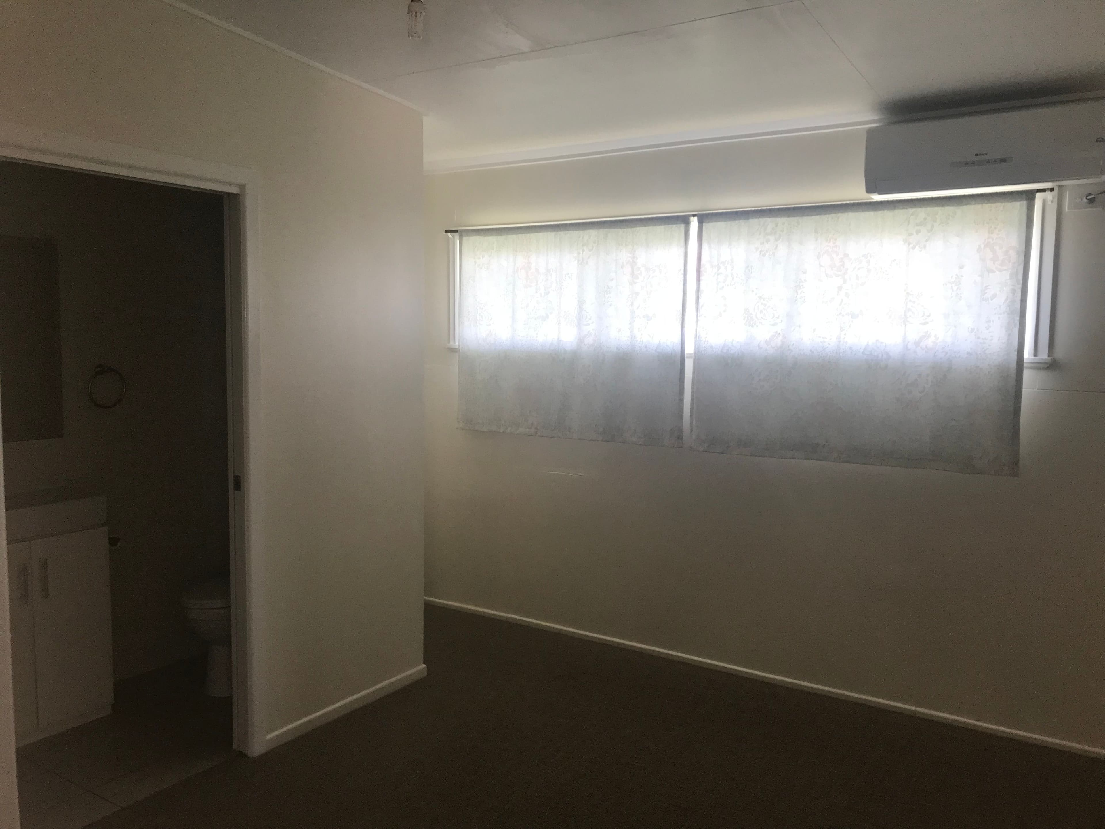 15 Eleanor Street, Miles QLD 4415, Miles - Thumbnail 4