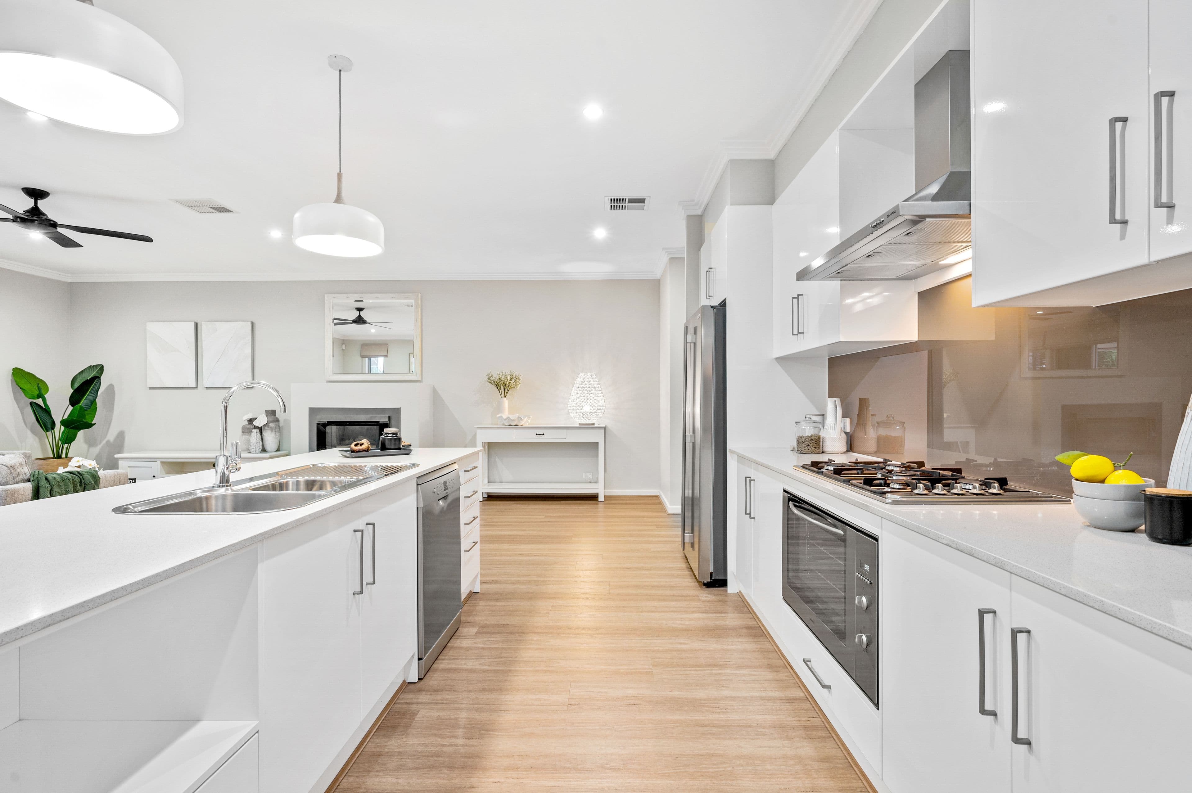 6 Catalina Street, Henley Beach South SA 5022, Henley Beach South - Thumbnail 4