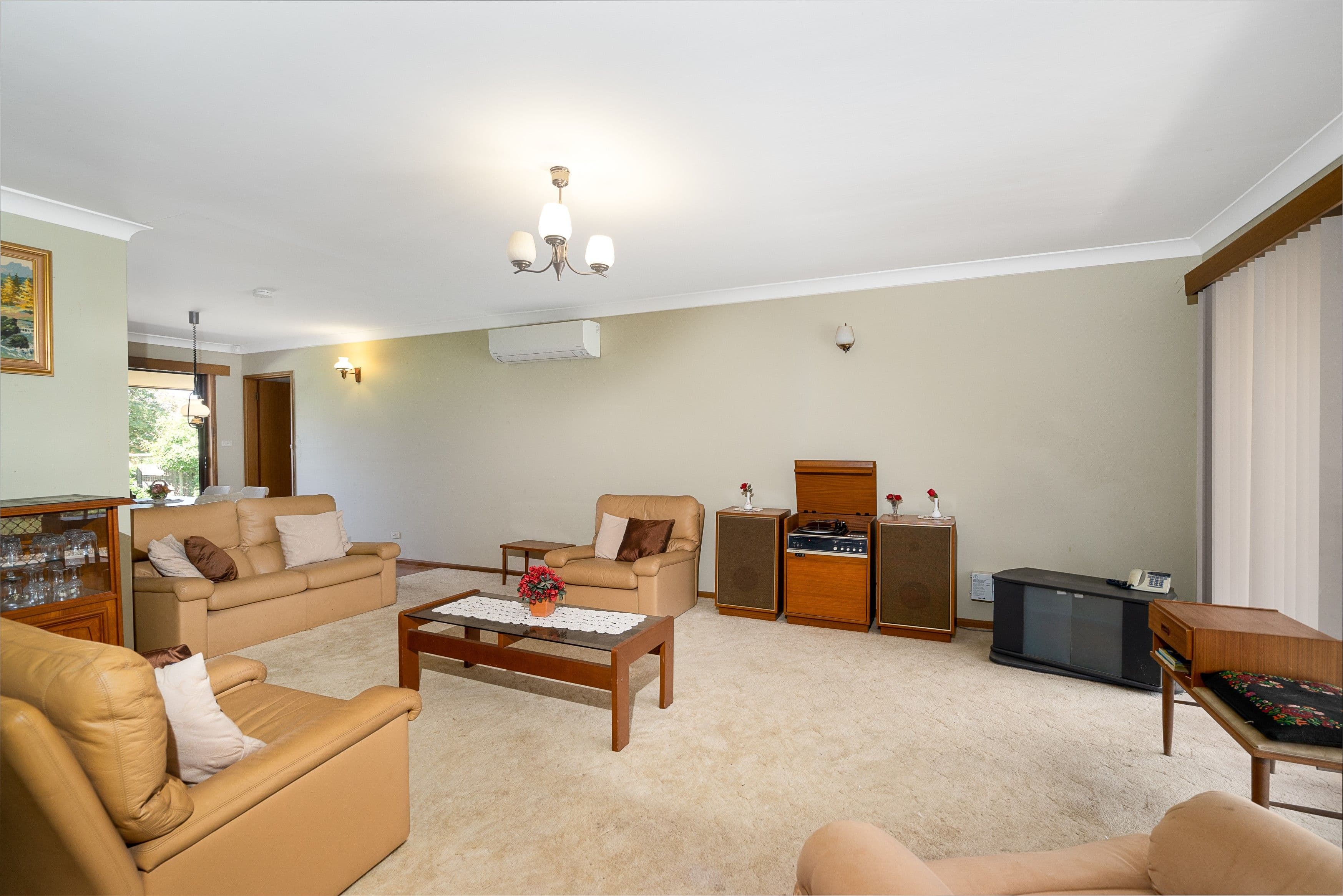 27 Coral Crescent, Dubbo NSW 2830, Dubbo - Thumbnail 2