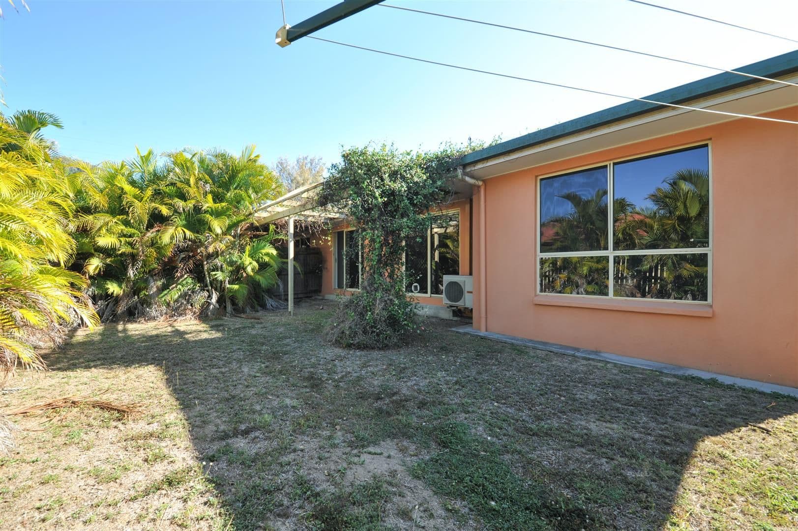 24 Banksia Court, Cannonvale QLD 4802, Cannonvale - Thumbnail 3