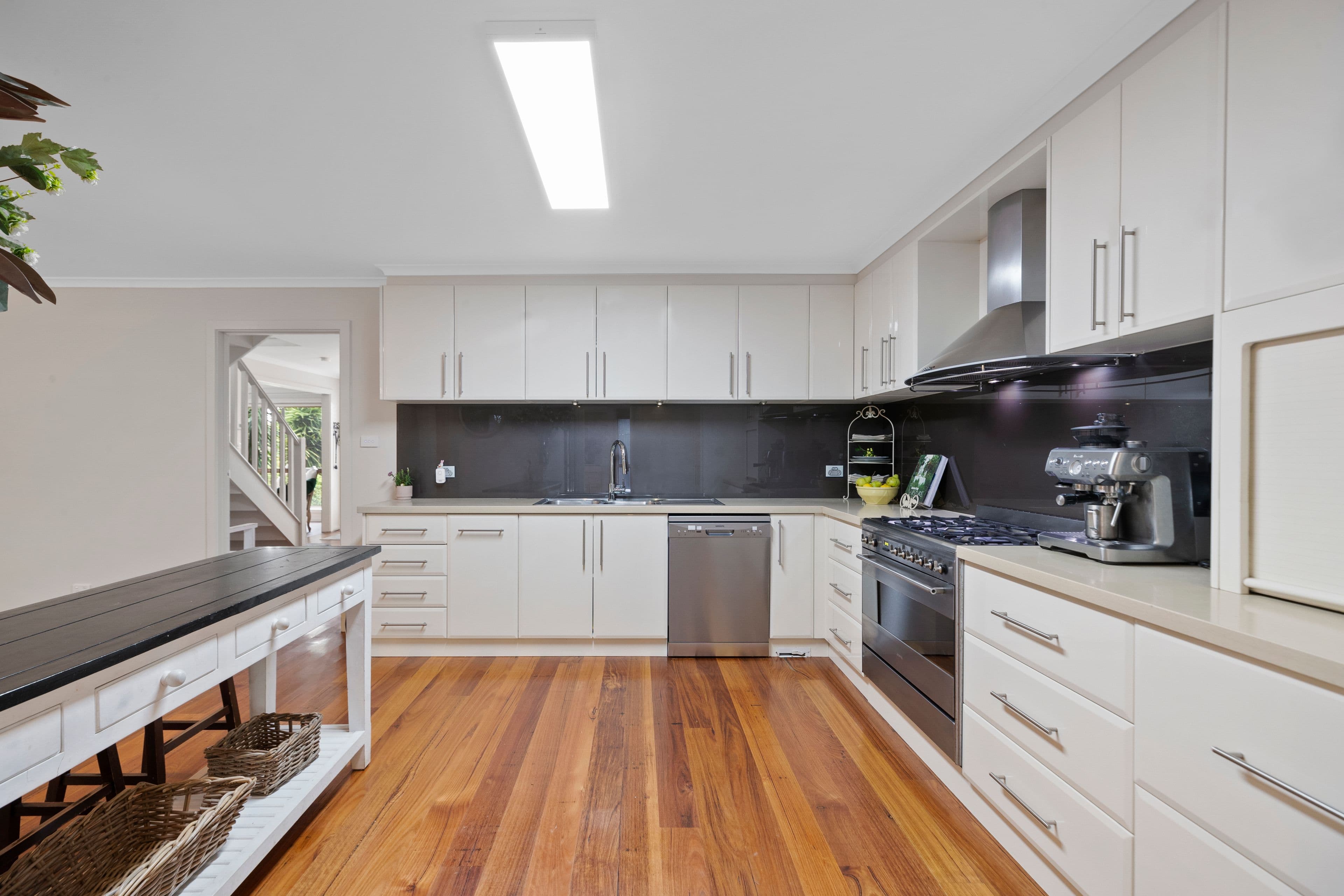 6 Beatrice Place, Ferntree Gully VIC 3156, Ferntree Gully - Thumbnail 4