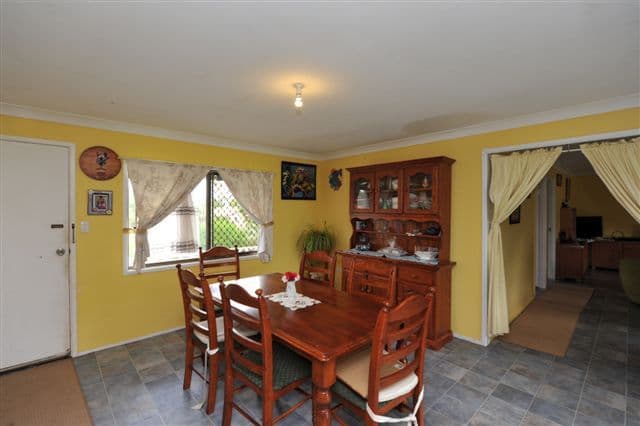 27 Graman Street, KINGSTHORPE QLD 4400, Kingsthorpe - Thumbnail 3