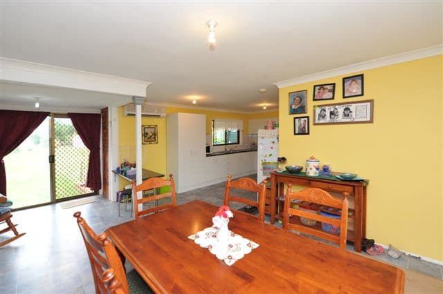 27 Graman Street, KINGSTHORPE QLD 4400, Kingsthorpe - Thumbnail 4