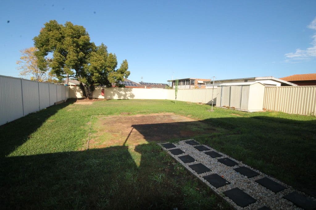 16 Benelong Avenue, Smithfield NSW 2164, Smithfield - Thumbnail 6