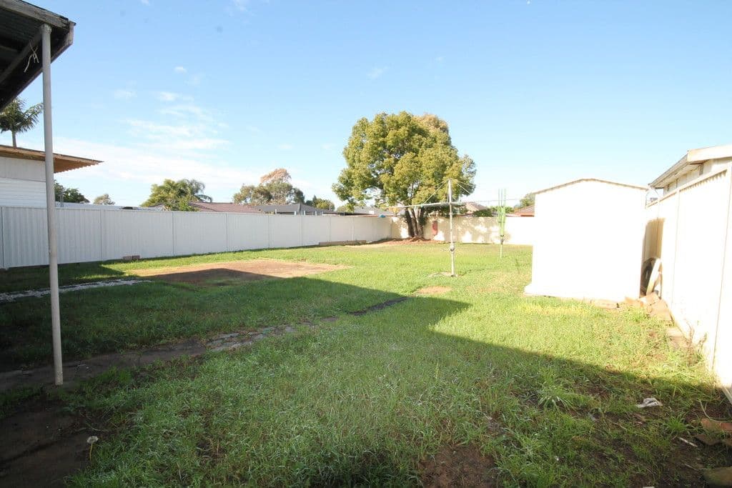 16 Benelong Avenue, Smithfield NSW 2164, Smithfield - Thumbnail 7