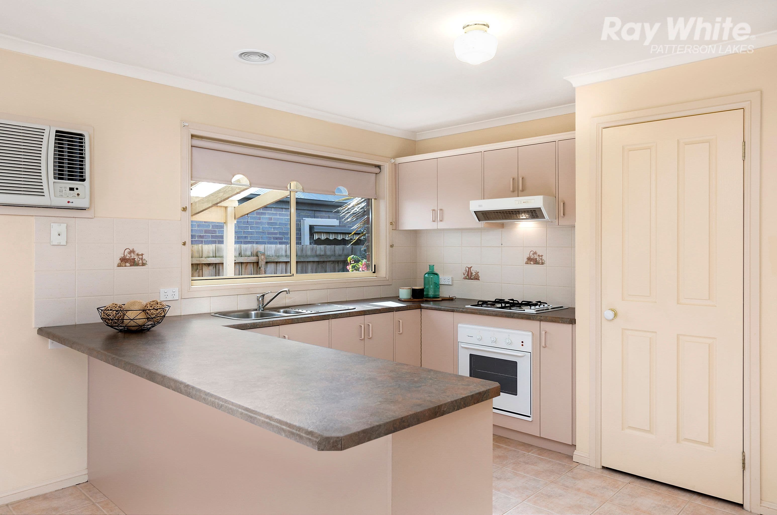 4 Canberra Street, Carrum VIC 3197, Carrum - Thumbnail 3